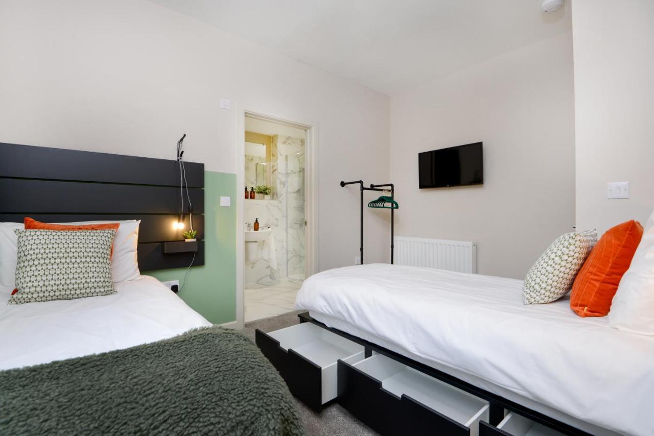 Apartment Three - Free Private Car Park - Sleeps 6 - 3 Shower Rooms - By Ocean City Retreats 플리머스 외부 사진