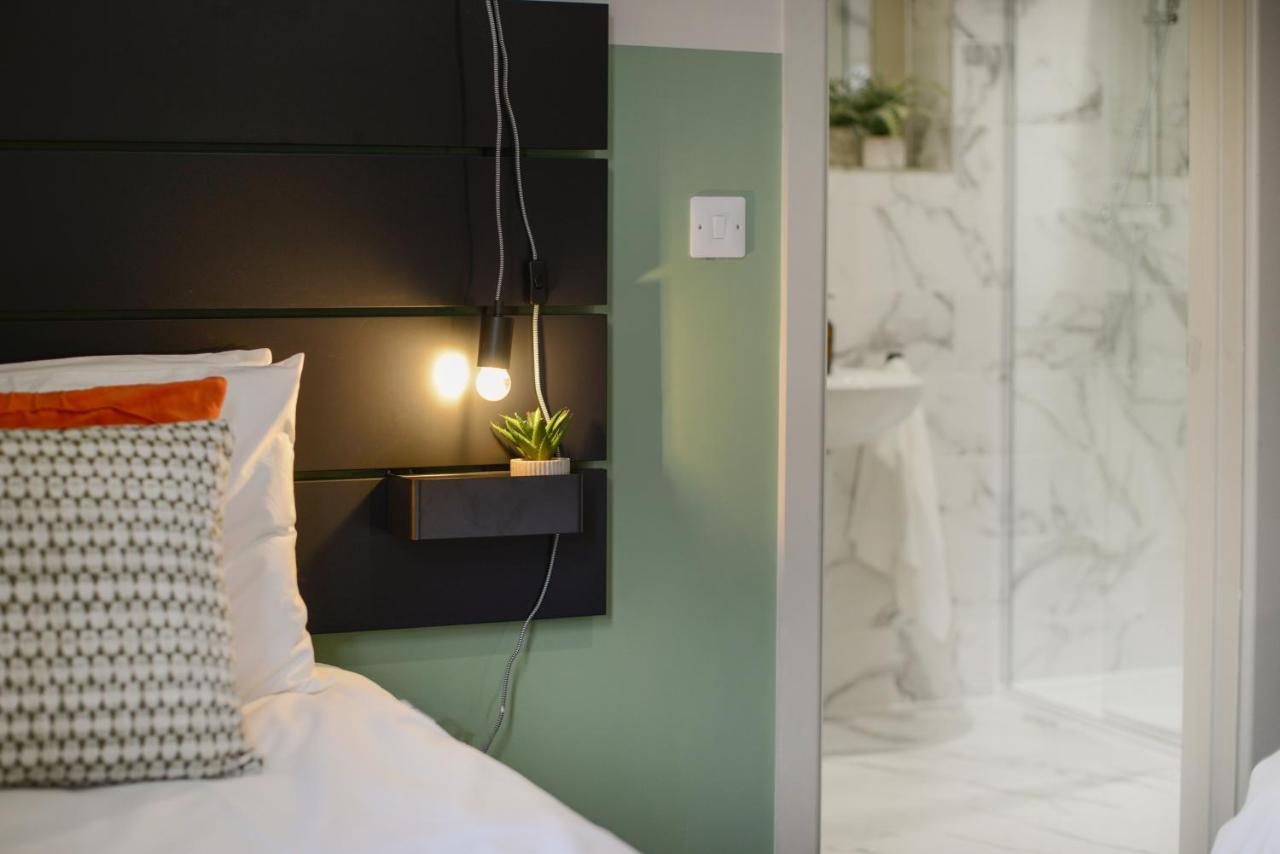 Apartment Three - Free Private Car Park - Sleeps 6 - 3 Shower Rooms - By Ocean City Retreats 플리머스 외부 사진