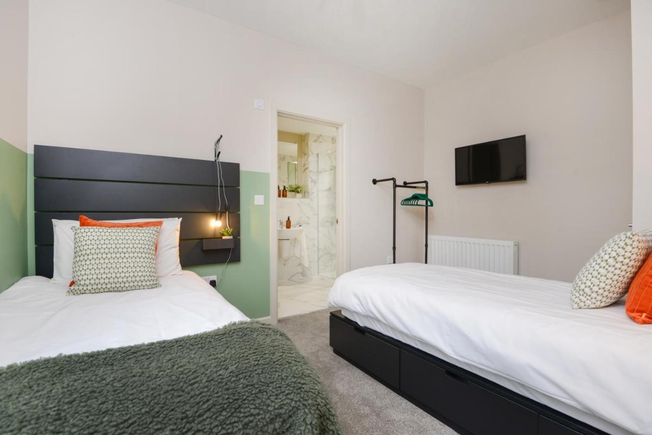 Apartment Three - Free Private Car Park - Sleeps 6 - 3 Shower Rooms - By Ocean City Retreats 플리머스 외부 사진