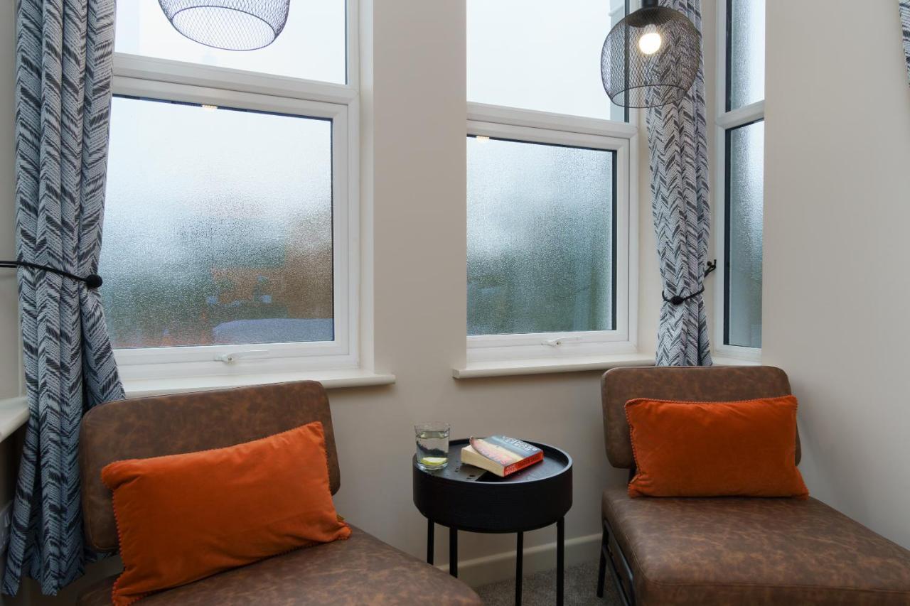 Apartment Three - Free Private Car Park - Sleeps 6 - 3 Shower Rooms - By Ocean City Retreats 플리머스 외부 사진
