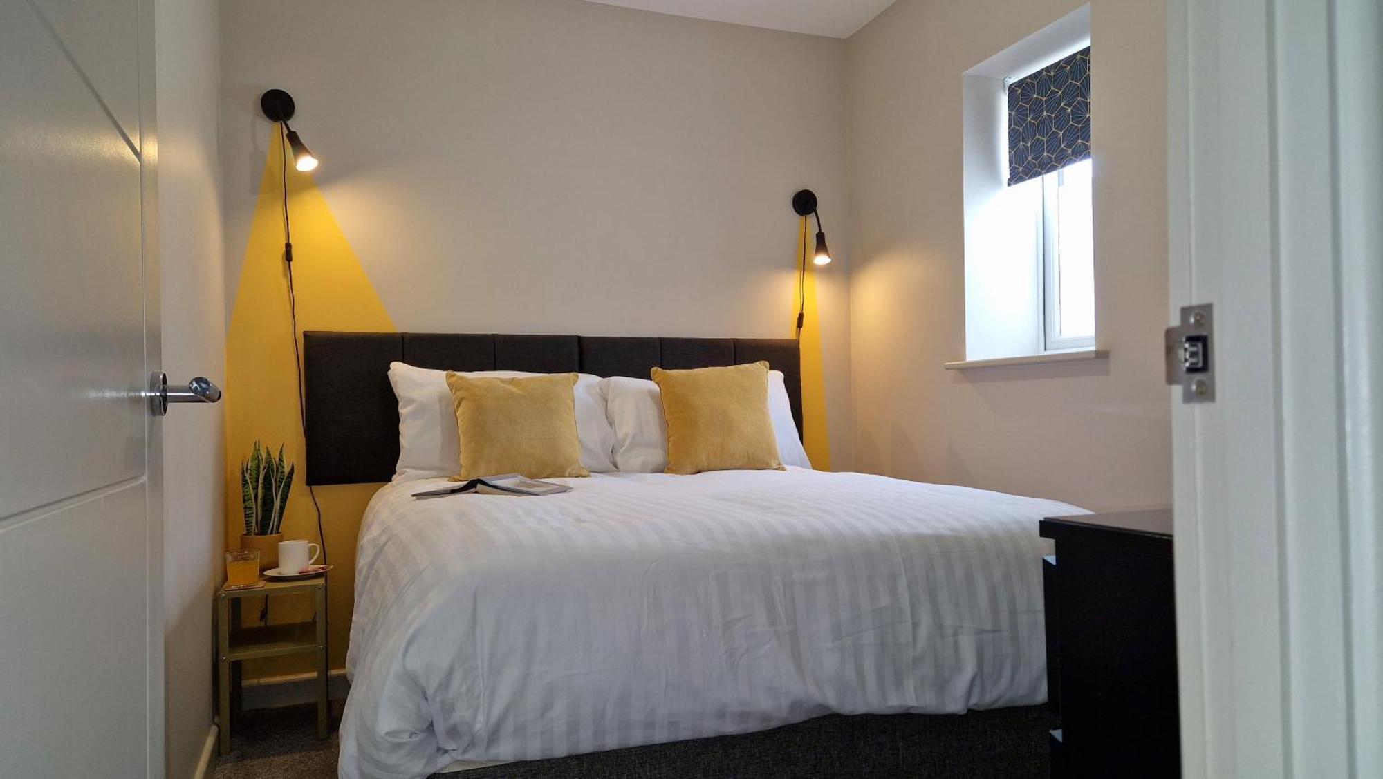Apartment Three - Free Private Car Park - Sleeps 6 - 3 Shower Rooms - By Ocean City Retreats 플리머스 외부 사진
