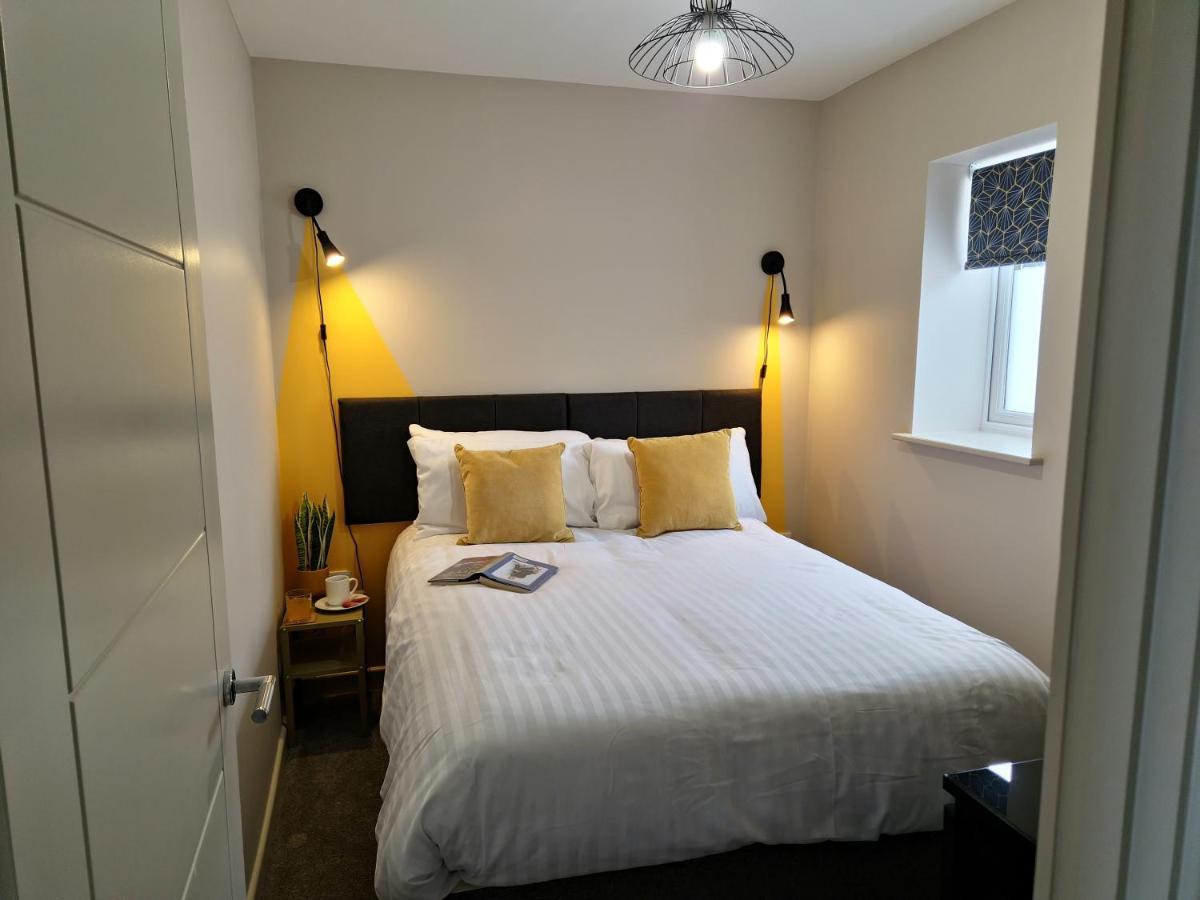 Apartment Three - Free Private Car Park - Sleeps 6 - 3 Shower Rooms - By Ocean City Retreats 플리머스 외부 사진